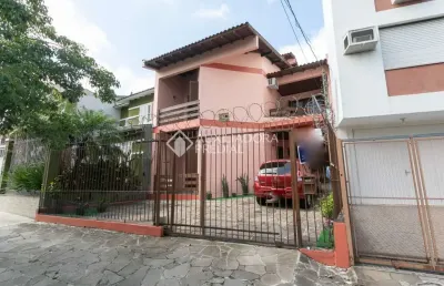 Casa com 4 quartos à venda na rua edmundo bastian, 745, cristo redentor, porto alegre, 294 m2 por r$ 1.000.000