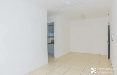 Sala comercial à venda na rua chaves barcelos, 36, centro histórico, porto alegre, 45 m2 por r$ 252.390