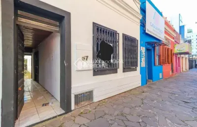 Casa com 3 quartos à venda na praça menino deus, 57, menino deus, porto alegre, 200 m2 por r$ 800.000