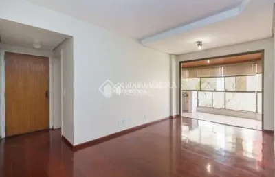 Apartamento com 3 quartos à venda na rua costa, 361, menino deus, porto alegre, 105 m2 por r$ 870.000