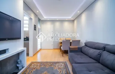 Apartamento com 2 quartos à venda na avenida cristóvão colombo, 2533, auxiliadora, porto alegre, 57 m2 por r$ 430.000