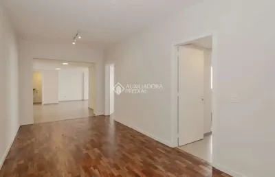 Apartamento com 2 quartos à venda na rua vicente da fontoura, 1059, rio branco, porto alegre, 157 m2 por r$ 600.000