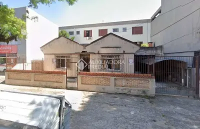 Casa com 2 quartos à venda na rua botafogo, 281, menino deus, porto alegre, 226 m2 por r$ 800.000