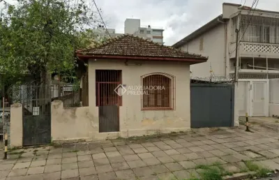 Casa com 3 quartos à venda na rua dona augusta, 426, menino deus, porto alegre, 240 m2 por r$ 990.000