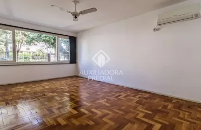 Apartamento com 2 quartos à venda na rua portugal, 392, são joão, porto alegre, 70 m2 por r$ 289.000