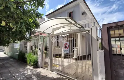 Casa com 3 quartos à venda na rua antenor lemos, 56, menino deus, porto alegre, 148 m2 por r$ 1.100.000