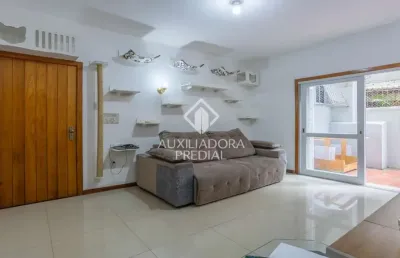 Apartamento com 2 quartos à venda na rua marechal floriano peixoto, 478, centro histórico, porto alegre, 65 m2 por r$ 350.000
