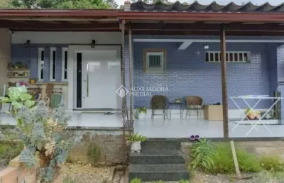 Casa com 3 quartos à venda na beco antônio carvalho, 2349, jardim carvalho, porto alegre, 300 m2 por r$ 1.200.000