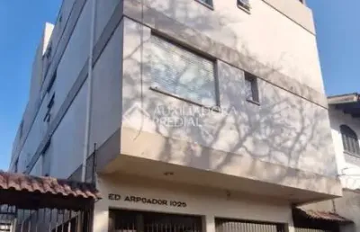 Apartamento com 2 quartos à venda na rua capitão pedro werlang, 1025, partenon, porto alegre, 61 m2 por r$ 320.000