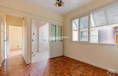 Apartamento com 3 quartos à venda na rua riachuelo, 1268, centro histórico, porto alegre, 93 m2 por r$ 340.000