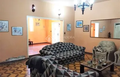 Casa em condomínio fechado com 3 quartos para alugar na rua coronel neves, 472, medianeira, porto alegre, 450 m2 por r$ 6.000