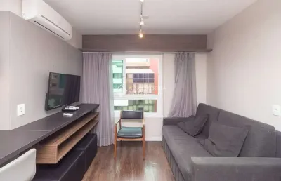 Apartamento com 1 quarto para alugar na rua mostardeiro, 488, rio branco, porto alegre, 37 m2 por r$ 4.000