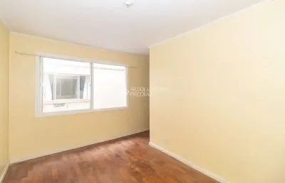 Apartamento com 2 quartos para alugar na rua luiz manoel, 31, santana, porto alegre, 58 m2 por r$ 1.800