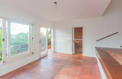 Casa em condomínio fechado com 4 quartos para alugar na rua engenheiro olavo nunes, 425, bela vista, porto alegre, 240 m2 por r$ 8.500