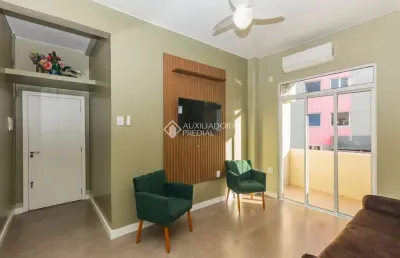 Apartamento com 1 quarto para alugar na avenida alberto bins, 308, centro histórico, porto alegre, 52 m2 por r$ 2.470
