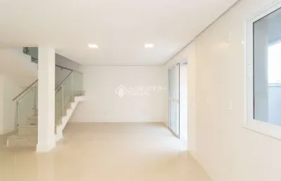 Casa em condomínio fechado com 3 quartos para alugar na rua jean vardaramatos, 130, hípica, porto alegre, 181 m2 por r$ 4.445