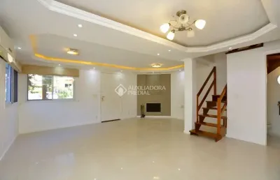 Casa em condomínio fechado com 3 quartos para alugar na rua adão gregory, 155, mário quintana, porto alegre, 263 m2 por r$ 2.900