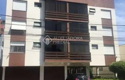 Apartamento com 2 quartos para alugar na rua guilherme alves, 725, petrópolis, porto alegre, 50 m2 por r$ 2.500