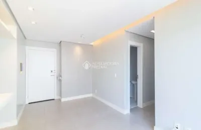Apartamento com 2 quartos para alugar na rua teotônia, 300, camaquã, porto alegre, 55 m2 por r$ 2.900