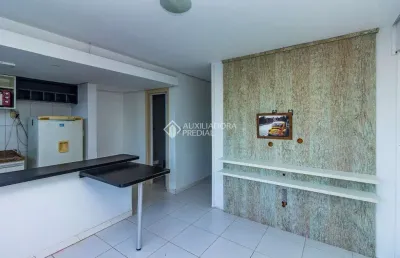 Apartamento com 1 quarto para alugar na rua duque de caxias, 1623, centro histórico, porto alegre, 38 m2 por r$ 2.100