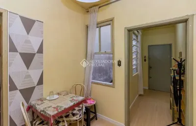 Apartamento com 1 quarto para alugar na rua riachuelo, 251, centro histórico, porto alegre, 35 m2 por r$ 1.300