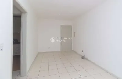 Apartamento com 1 quarto para alugar na rua ângelo crivellaro, 465, jardim do salso, porto alegre, 40 m2 por r$ 1.600