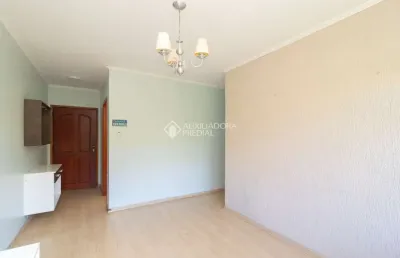 Apartamento com 3 quartos para alugar na rua eurico lara, 179, medianeira, porto alegre, 58 m2 por r$ 1.300