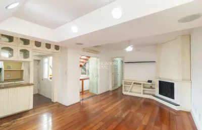 Casa em condomínio fechado com 3 quartos para alugar na rua dona oti, 82, petrópolis, porto alegre, 180 m2 por r$ 6.200