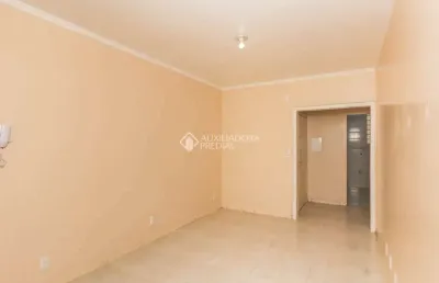 Apartamento com 1 quarto para alugar na rua coronel fernando machado, 204, centro histórico, porto alegre, 59 m2 por r$ 1.580