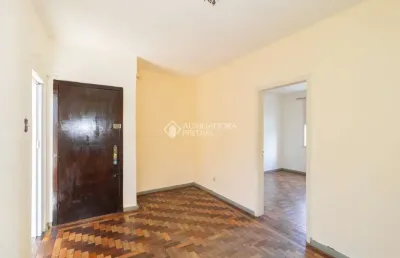 Apartamento com 2 quartos para alugar na rua doutor voltaire pires, 430, santo antônio, porto alegre, 59 m2 por r$ 1.400