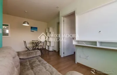 Apartamento com 2 quartos para alugar na rua soely nunes rosa, 115, restinga, porto alegre, 48 m2 por r$ 1.340
