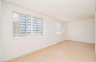 Apartamento com 1 quarto para alugar na avenida loureiro da silva, 1835, cidade baixa, porto alegre, 35 m2 por r$ 1.900