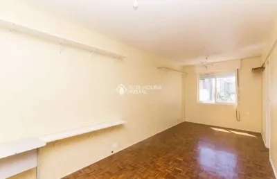 Kitnet / stúdio para alugar na travessa comendador batista, 62, cidade baixa, porto alegre, 30 m2 por r$ 1.050