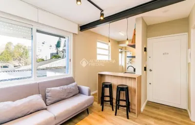 Apartamento com 1 quarto para alugar na rua felipe neri, 369, auxiliadora, porto alegre, 33 m2 por r$ 2.500