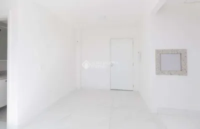 Apartamento com 2 quartos para alugar na rua sapê, 1020, passo da areia, porto alegre, 56 m2 por r$ 3.900