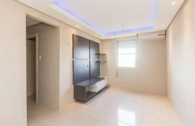 Apartamento com 2 quartos para alugar na avenida palmira gobbi, 886, humaitá, porto alegre, 59 m2 por r$ 1.300