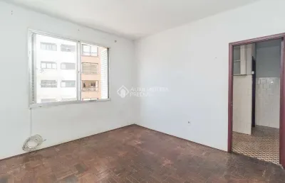 Apartamento com 1 quarto para alugar na rua sete de abril, 355, floresta, porto alegre, 42 m2 por r$ 950