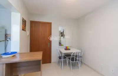 Apartamento com 1 quarto para alugar na rua joão cândido, 59, vila ipiranga, porto alegre, 33 m2 por r$ 1.700