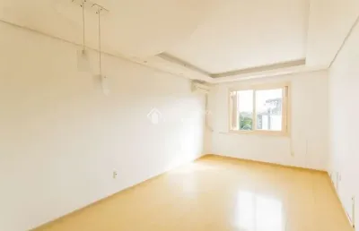 Apartamento com 2 quartos para alugar na avenida otto niemeyer, 3588, tristeza, porto alegre, 61 m2 por r$ 2.200
