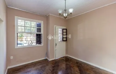 Casa em condomínio fechado com 2 quartos para alugar na avenida bahia, 287, navegantes, porto alegre, 90 m2 por r$ 3.000