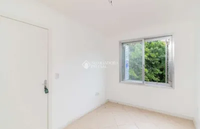 Apartamento com 2 quartos para alugar na rua hipólito da costa, 255, santa tereza, porto alegre, 56 m2 por r$ 1.400