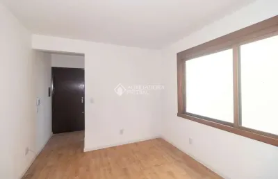 Apartamento com 1 quarto para alugar na rua josé do patrocínio, 737, cidade baixa, porto alegre, 39 m2 por r$ 1.700