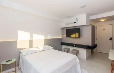 Loft com 1 quarto para alugar na rua tenente-coronel fabrício pilar, 311, mont serrat, porto alegre, 28 m2 por r$ 3.250