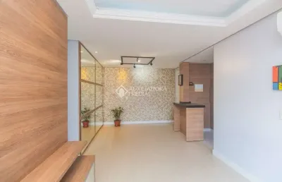Apartamento com 3 quartos para alugar na rua waldemar pinheiro cantergi, 80, sarandi, porto alegre, 71 m2 por r$ 3.300
