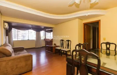 Apartamento com 2 quartos para alugar na rua padre chagas, 311, moinhos de vento, porto alegre, 126 m2 por r$ 4.500