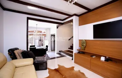 Casa em condomínio fechado com 3 quartos para alugar na avenida cai, 303, cristal, porto alegre, 200 m2 por r$ 5.500