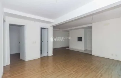 Apartamento com 2 quartos para alugar na avenida polônia, 255, são geraldo, porto alegre, 83 m2 por r$ 3.500