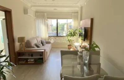 Apartamento com 3 quartos para alugar na avenida cristóvão colombo, 1527, floresta, porto alegre, 94 m2 por r$ 2.600