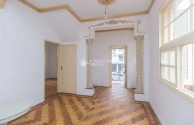 Casa em condomínio fechado com 4 quartos para alugar na rua artur rocha, 174, auxiliadora, porto alegre, 130 m2 por r$ 5.000