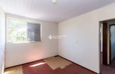 Apartamento com 2 quartos para alugar na avenida adelino ferreira jardim, 170, rubem berta, porto alegre, 46 m2 por r$ 700